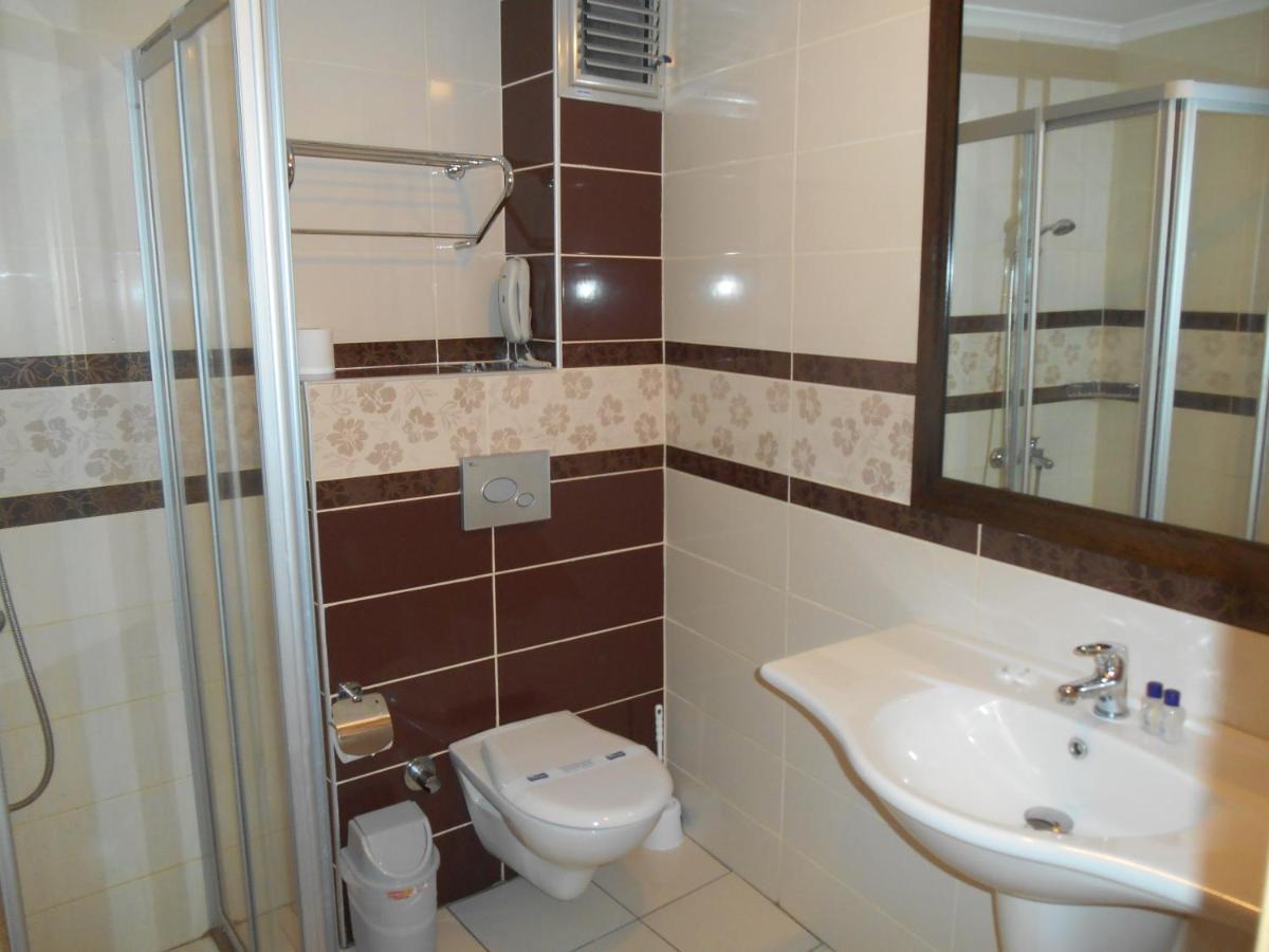Hotel Kovarna 데친 외부 사진